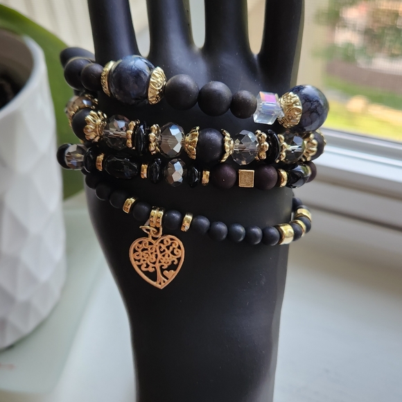 ~Gifted ~ New Love Heart Tree Of Life Multi-Layer Beaded Bracelet - Picture 3 of 5